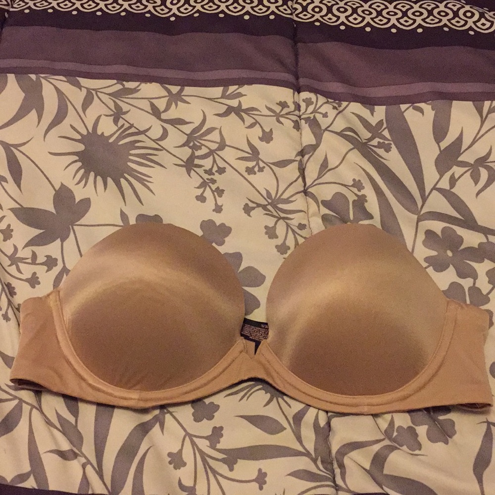 Tan strapless bra